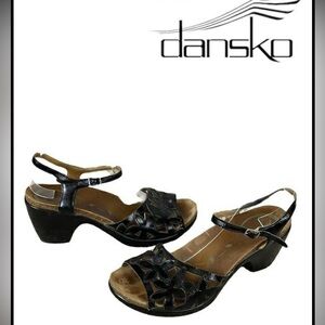 Dansko Women’s Black Coquette Flower Cut Out Strap Comfort Sandals, sz 38 EU